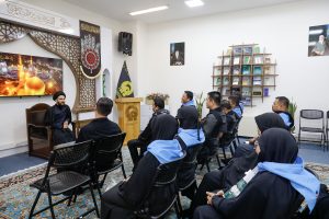 مجموعة من الشيعة التايلانديين يزورون الحرم الرضوي المقدس